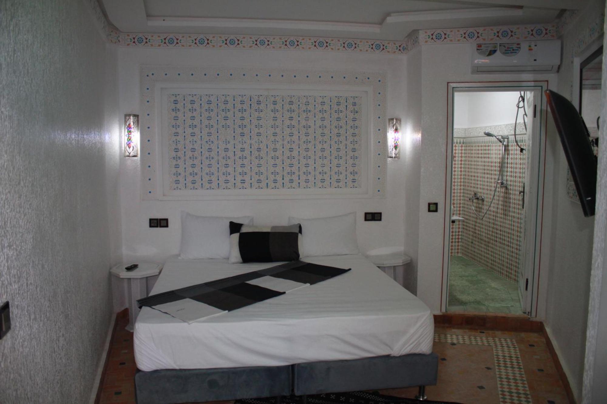 Riad Golf Stinia 2 Meknes Bagian luar foto